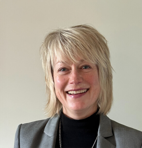 A portrait of Andrea Blakeman.