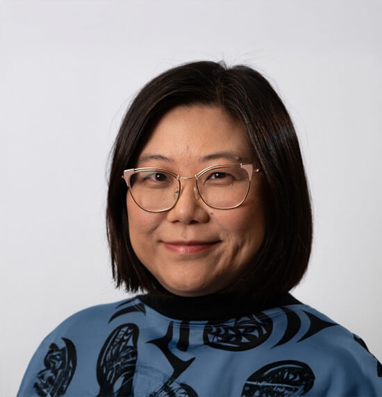 A portrait of Lilian Chau.